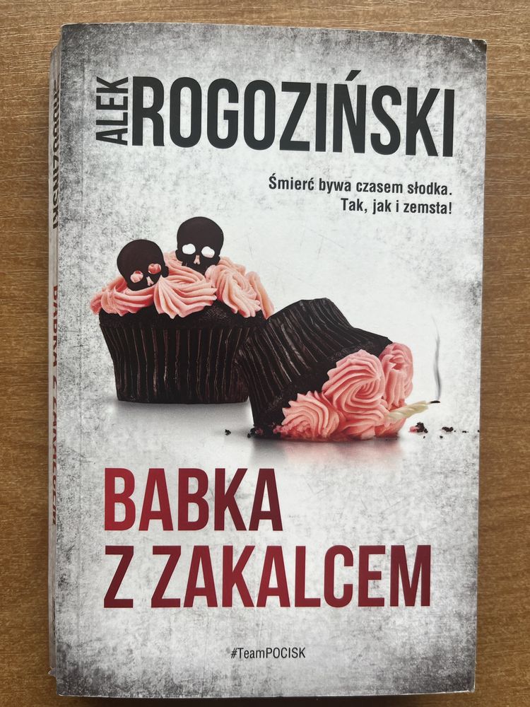 Babka z zakalcem -Alek Rogoziński