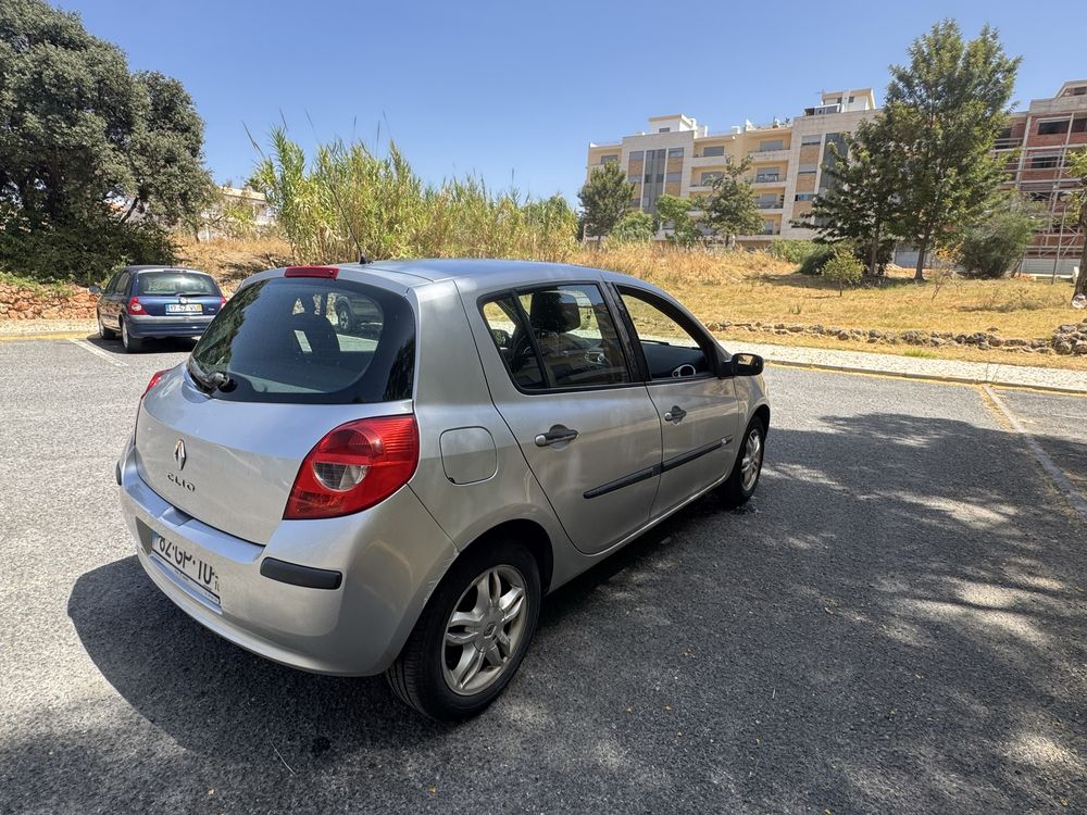 Vendo renault clio 1.5 dsl