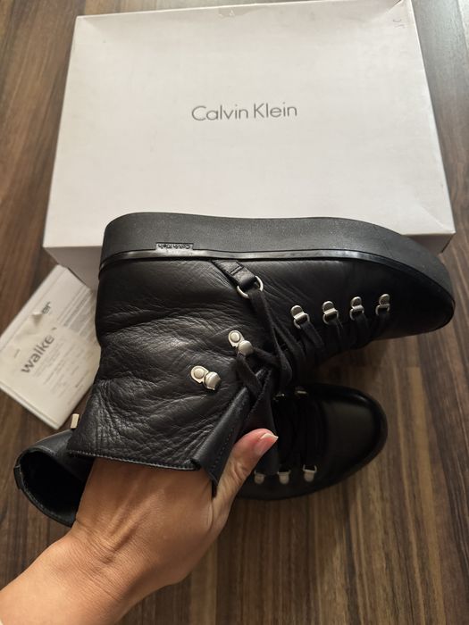 Ботинки осінні шкіряні Calvin Klein 37