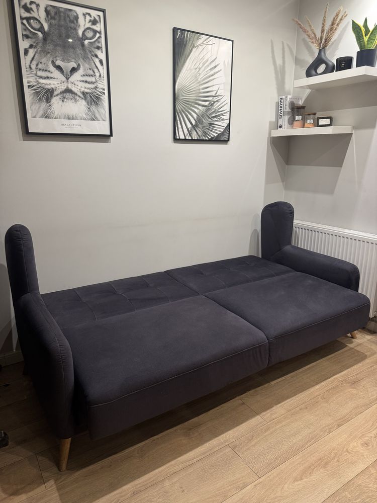 Sofa rozkładana ANETO – Agata Meble – pojemnik, funkcja spania, velvet
