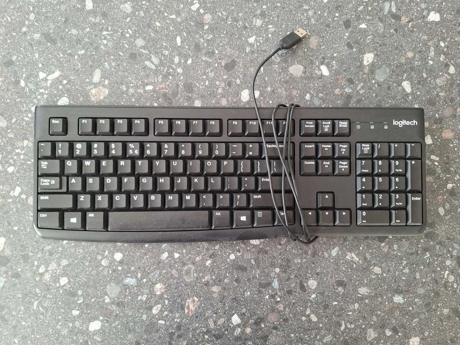 klawiatura komputerowa logitech