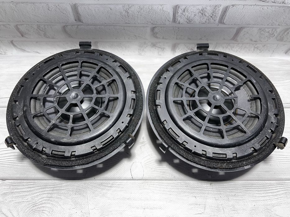 Басові динаміки в задню полку BOSE Mercedes W208 CLK320/CLK430/CLK55