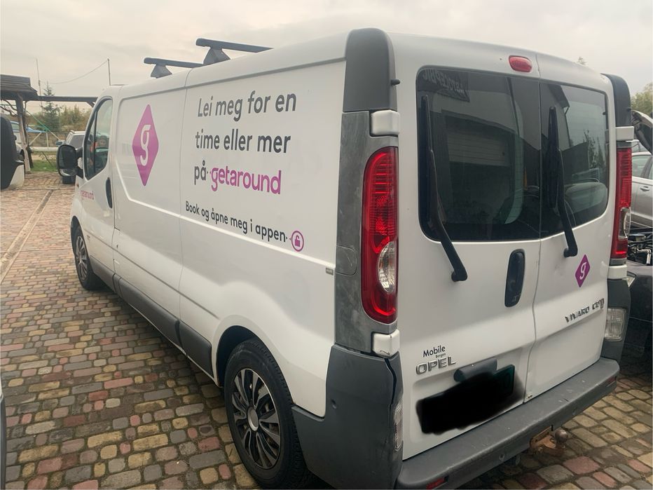 Opel Vivaro 2011 рік