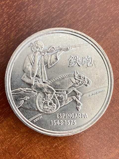 3 Moedas comemorativas de 200 escudos (200$00), 1993 - Espingarda