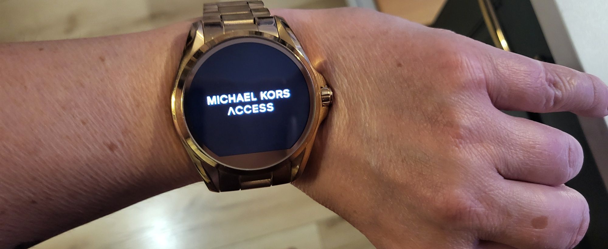 Zegarek smartwatch Michael Kors Bradshaw