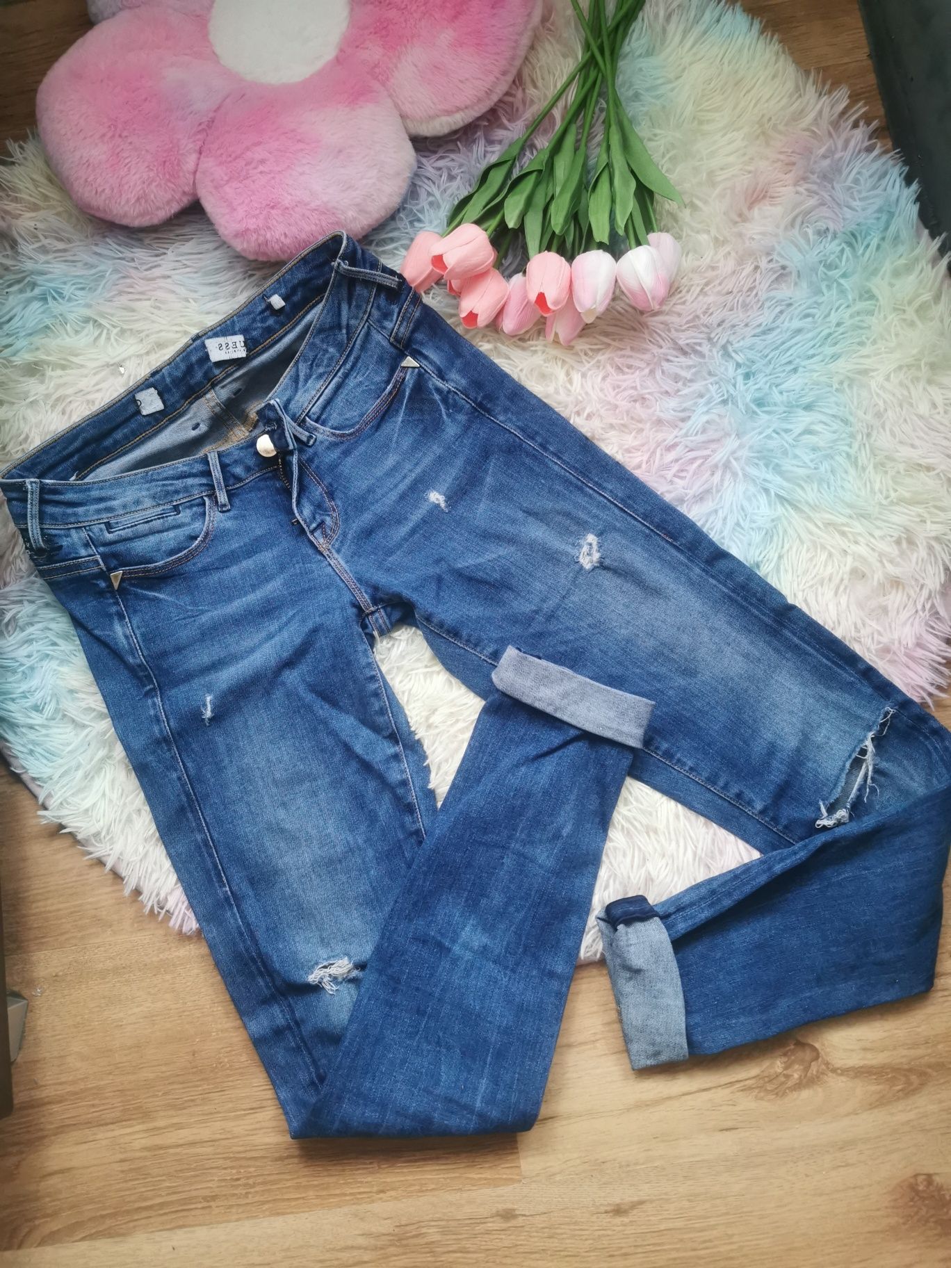 Spodnie guess jeggins z dziurami przetarciami premium xs