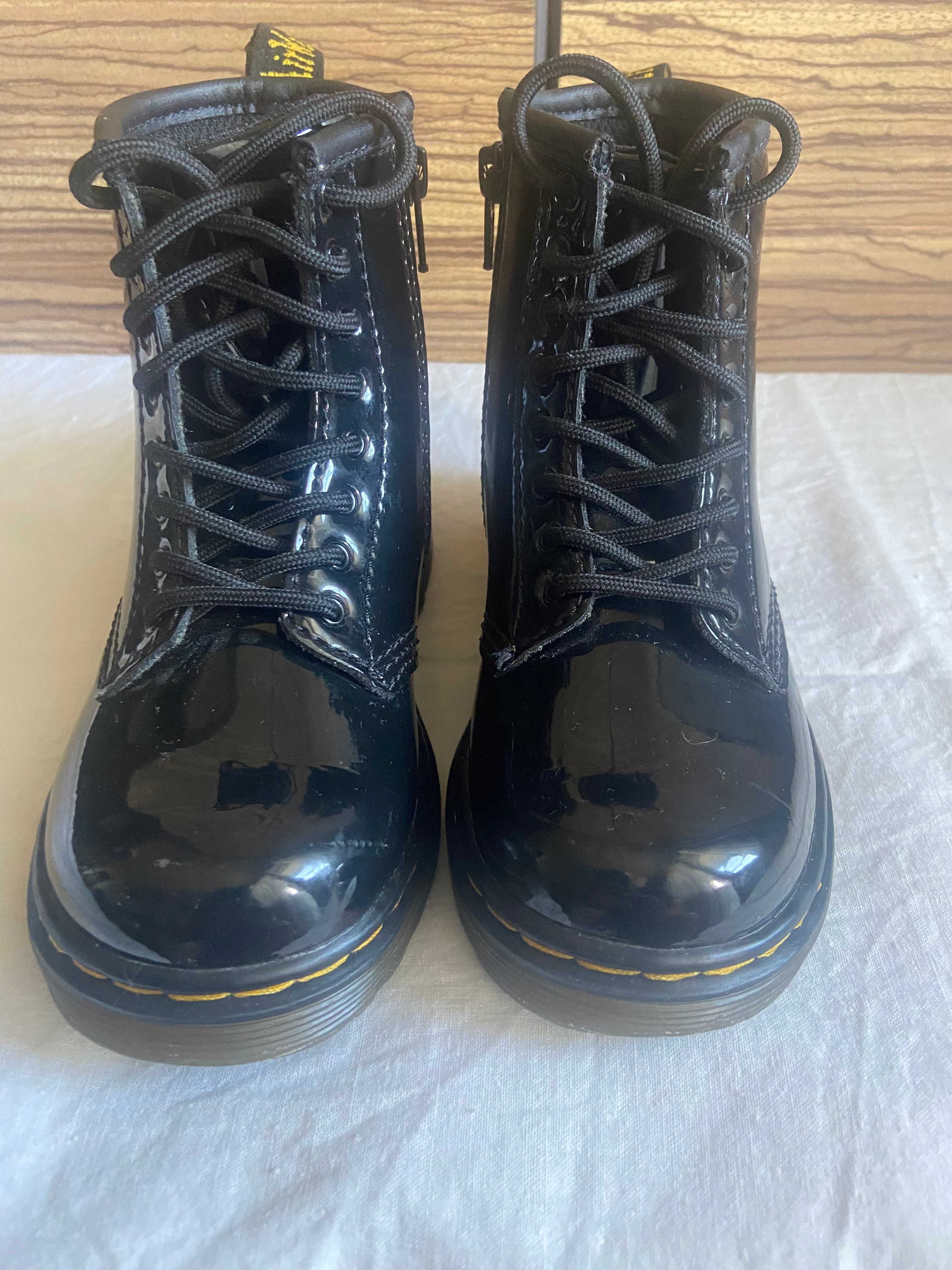 Детские ботиночки Dr. Martens 1460 Т
