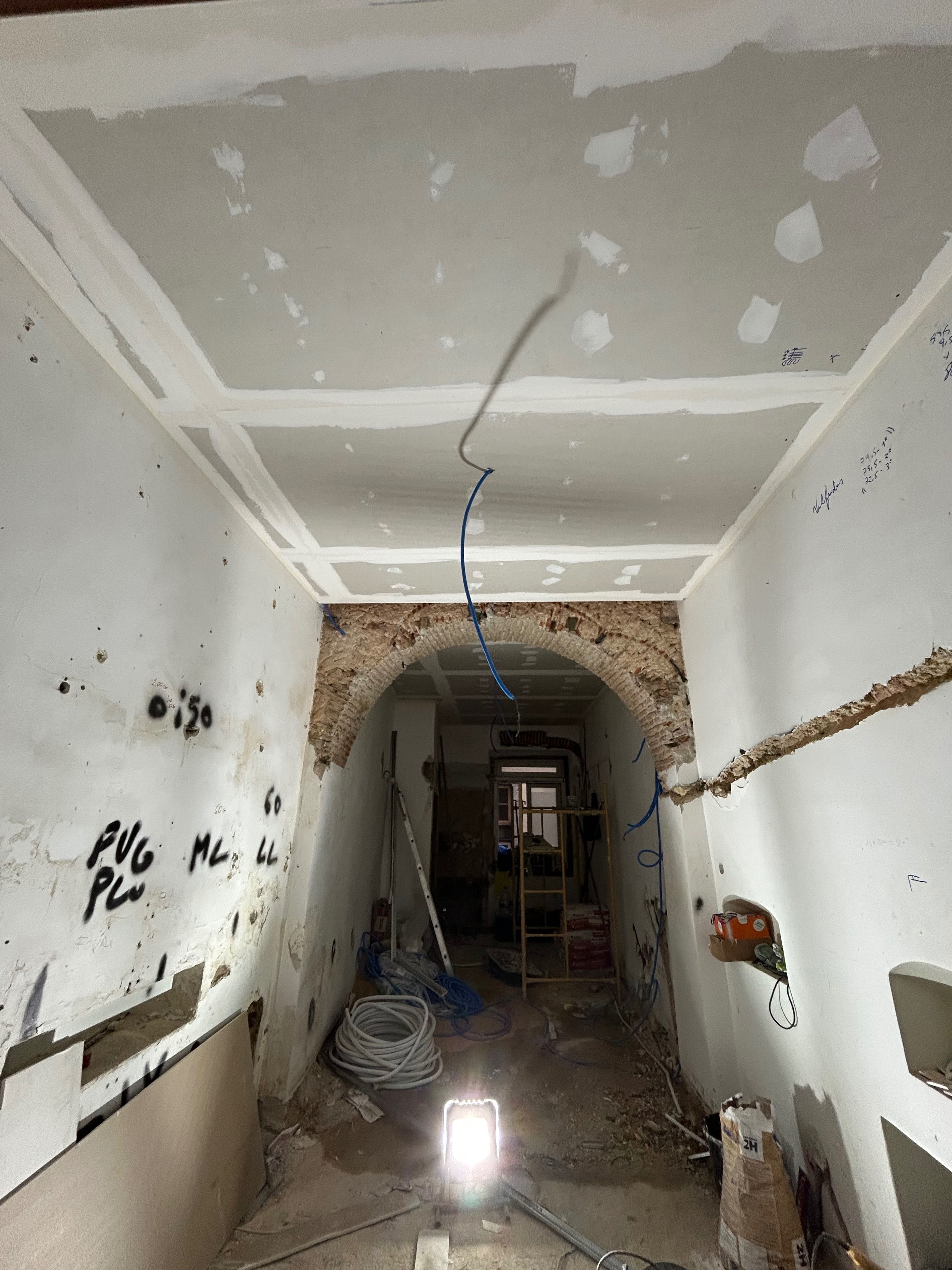Serviços de Remodelação e Acabamentos