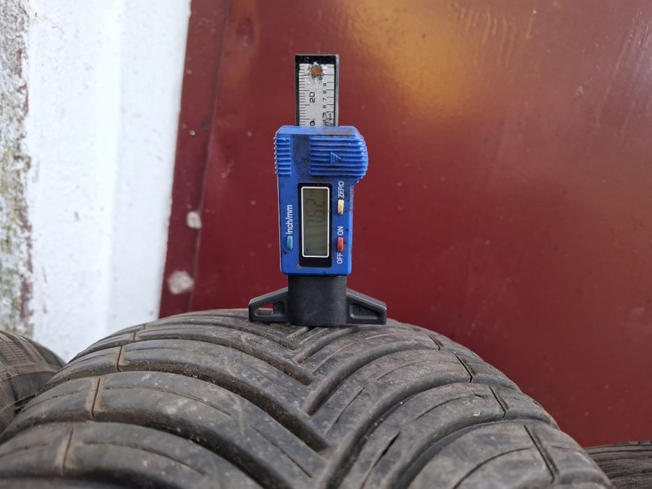 Opony Wielosezon Kleber 205/55/16 Komplet Bardzo Ladne