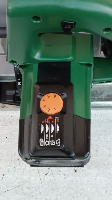 Циркулярка ручнна професійна  Bosch з Німеччини