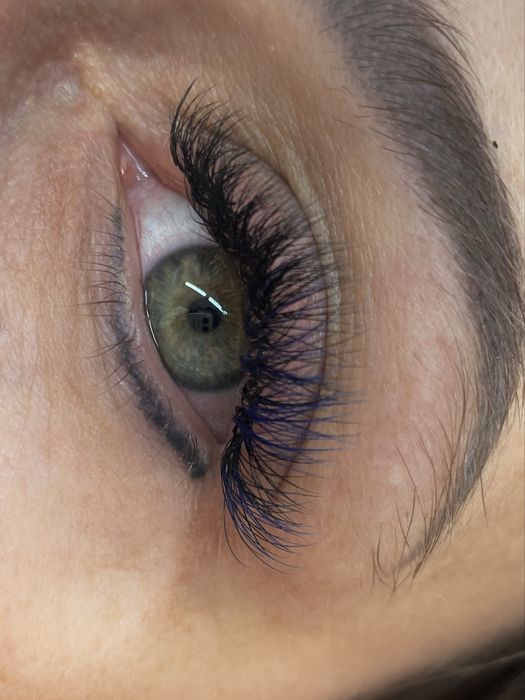 Stylizacja i przedłurzanie rzęs henna paznokcie