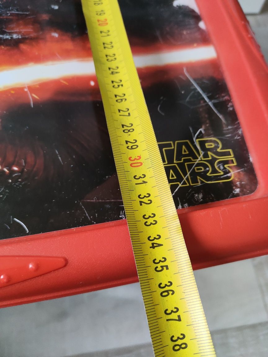 Pojemniki na zabawki Star Wars

Stan bardzo dobry - (widoczne zarysowa