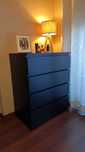 Cómoda preta ikea (MALM)