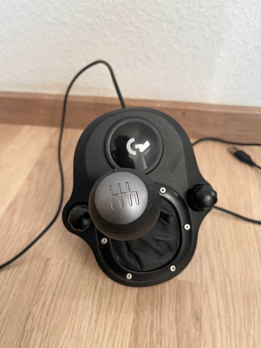 Kierownica Logitech G29 + skrzynia biegów, na gwarancji