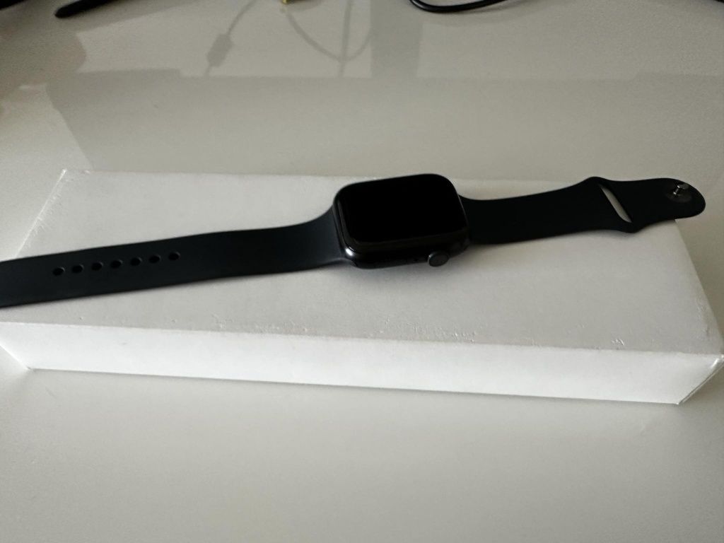 Apple Watch Series 9 45mm GPS