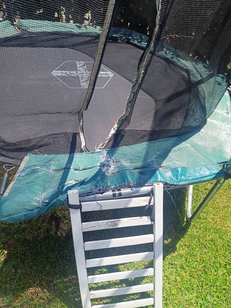 Vendo Trampolim 240