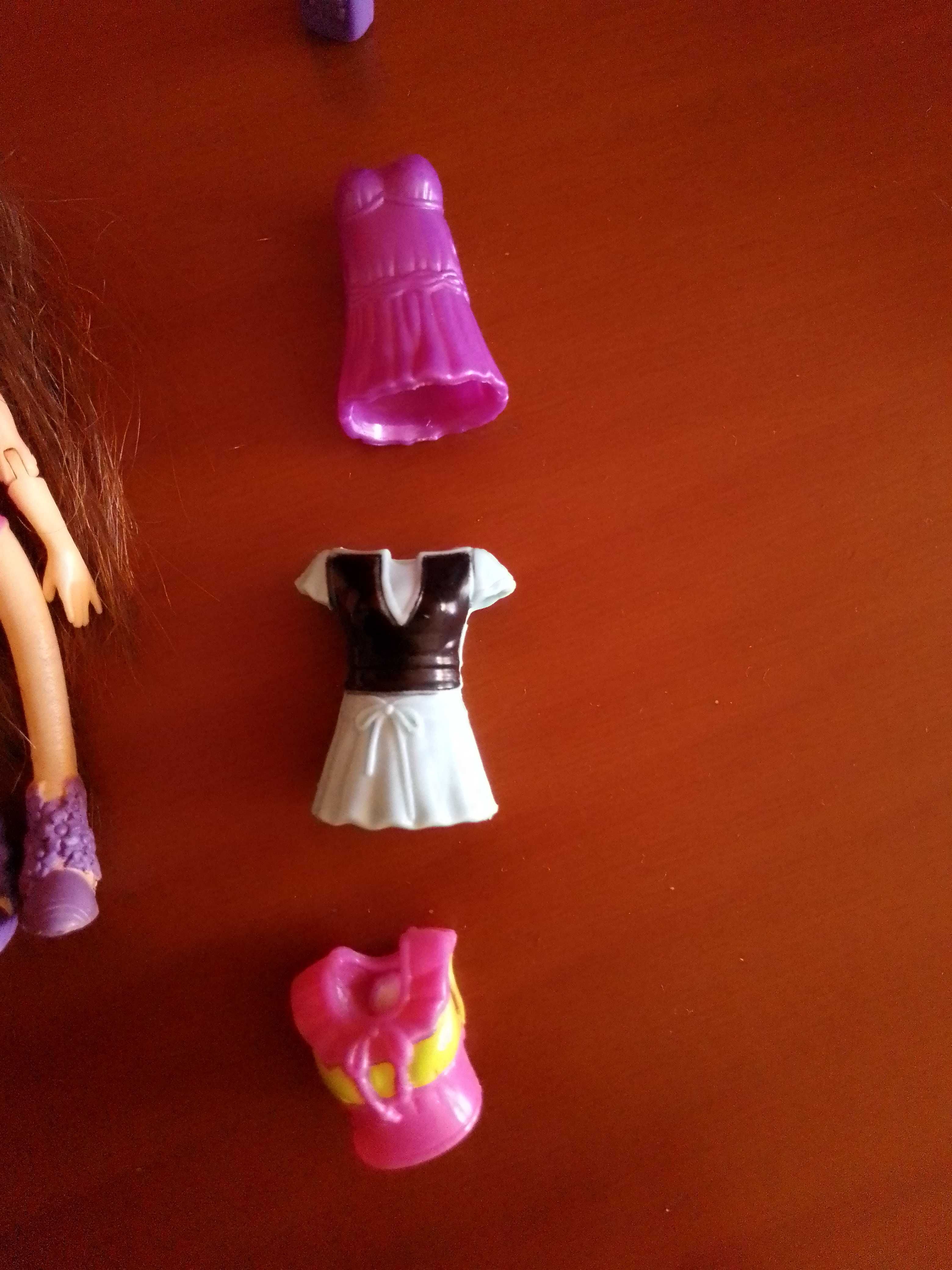 1 Polly Pocket e 18 acessorios