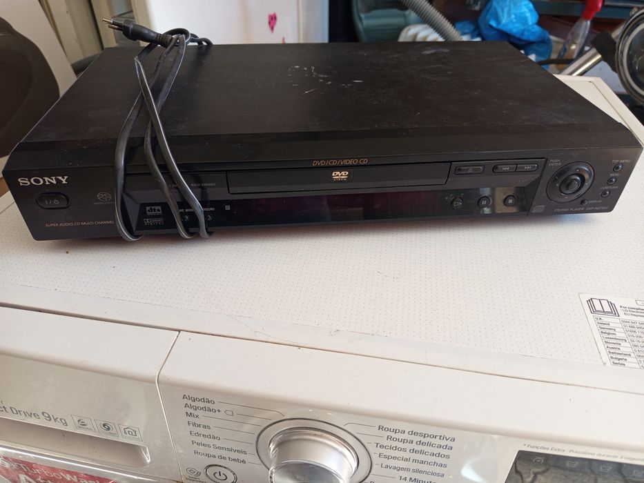 2 DVS pouco tempo uso