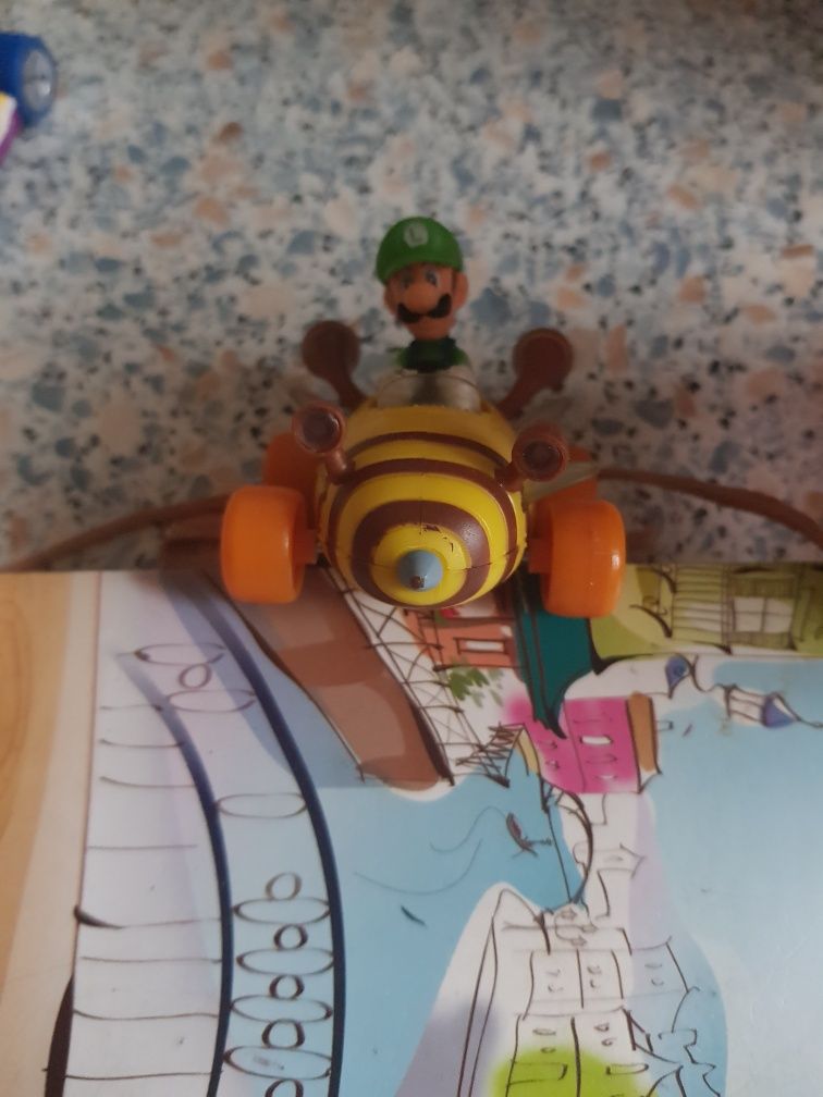 Auto kolekcjonerskie Luigi mario