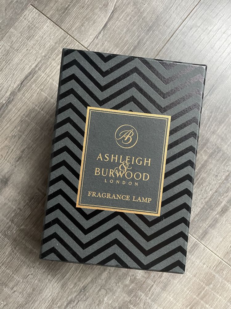 Lampa zapachowa Ashleigh & Burwood London lampa katalityczna