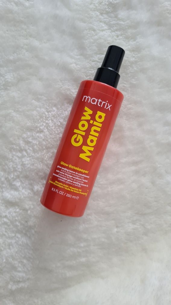 Matrix glow mania spray do włosów