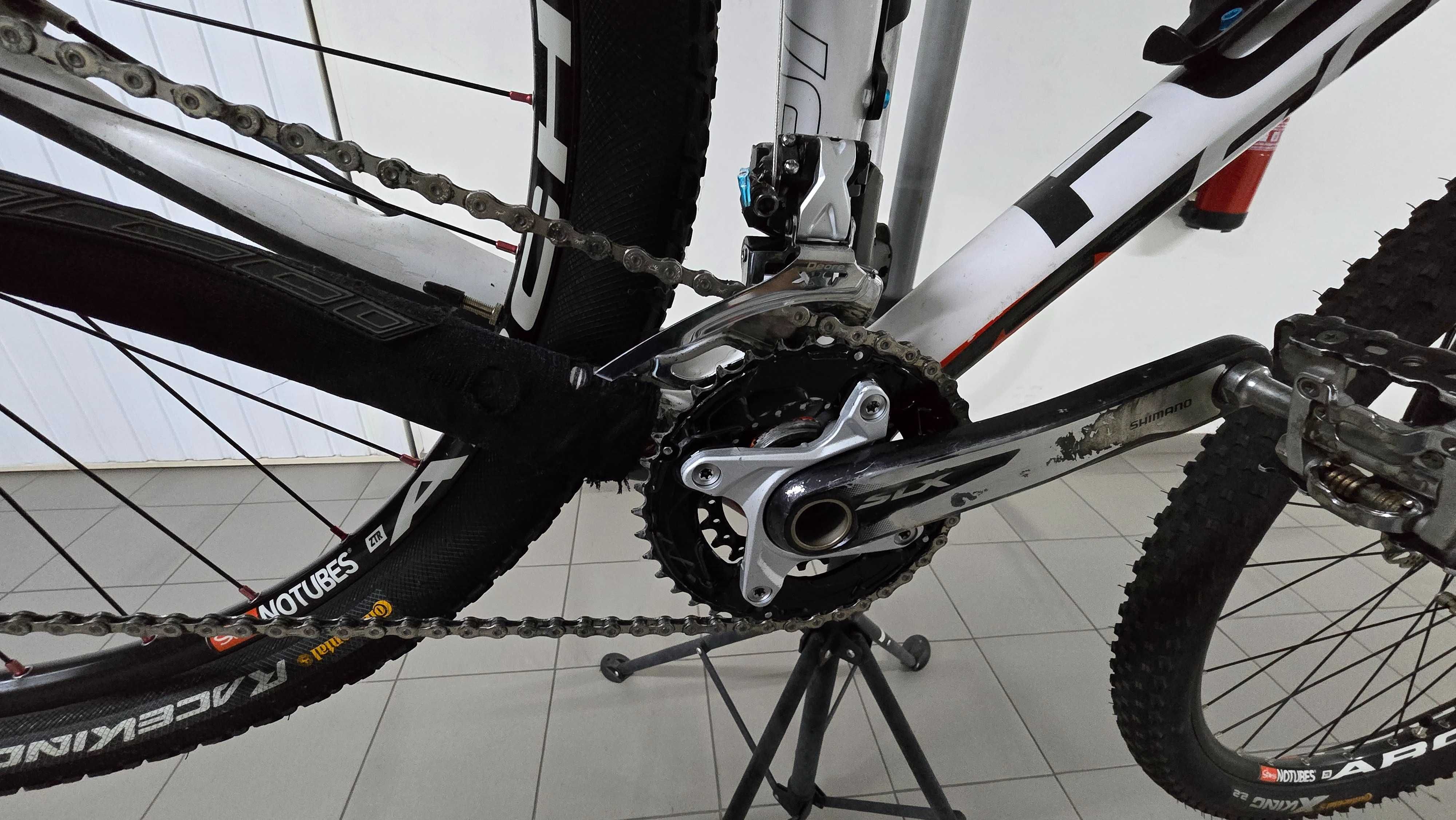 Focus raven 29R Carbono