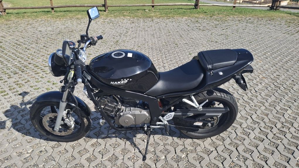 Hyosung gt 125 (2009) comet
