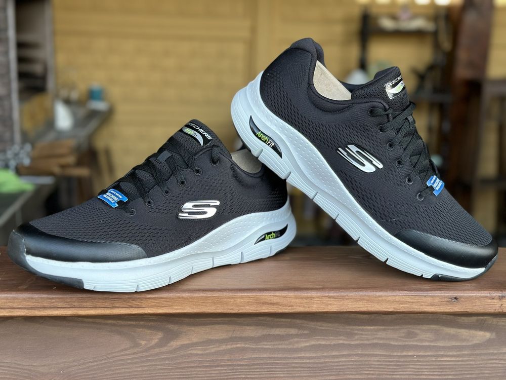 Кроссовки Skechers Arch Fit Trainers