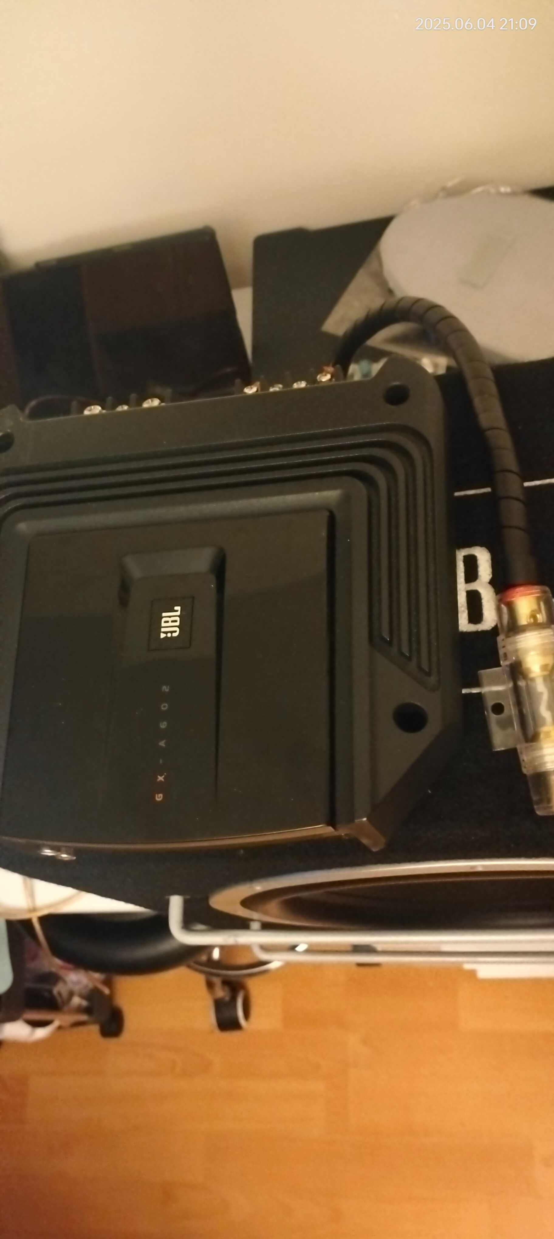 Subwoofer ze Wzmacniaczem JBL 1000W