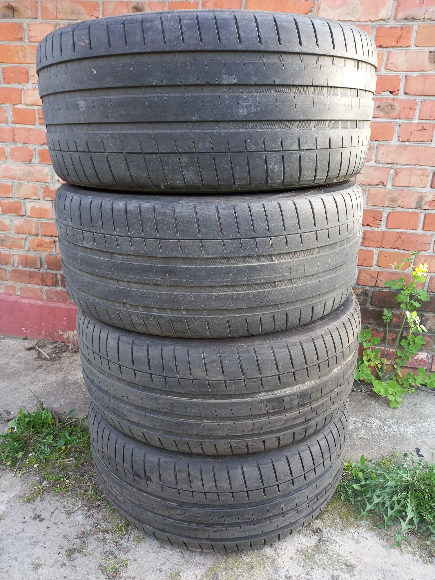 Літні шини Vredestein Ultrac Vorti 275/45R20 110Y лето резина