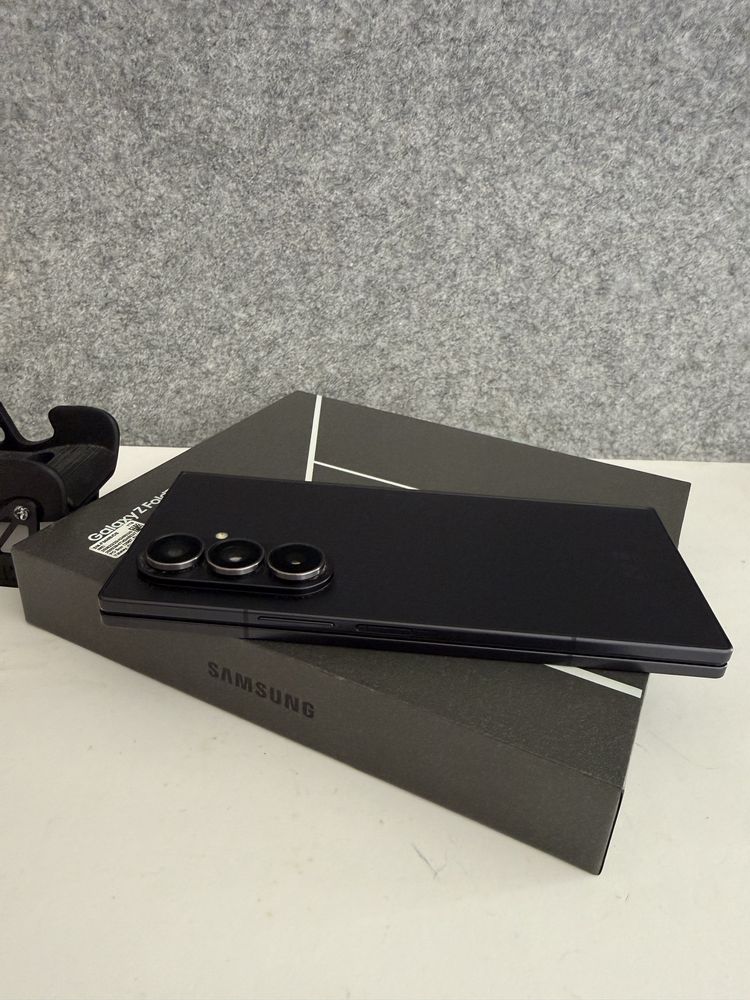 Samsung Z Fold 7 512GB JETBLACK (Aceito retomas)