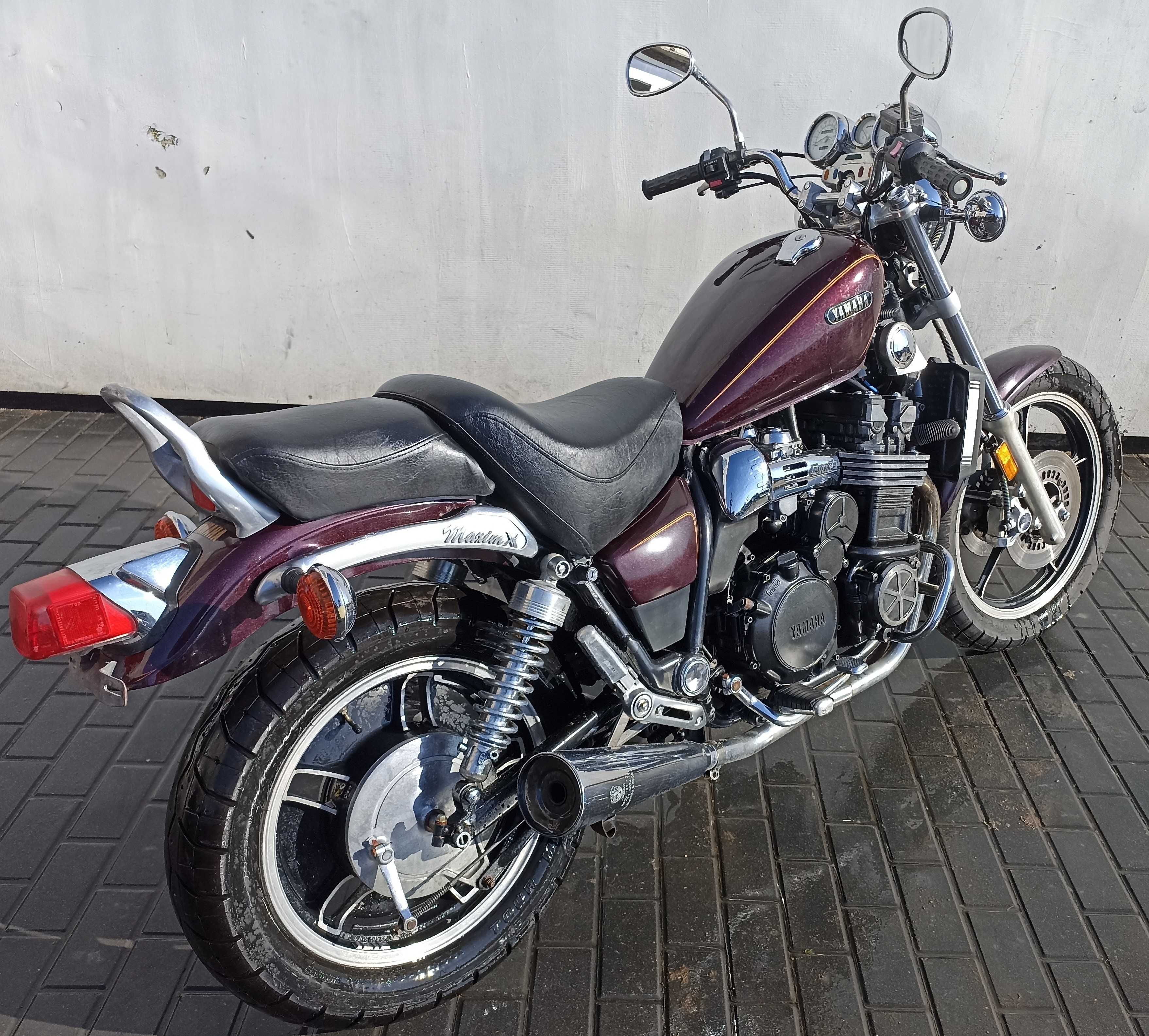 Yamaha XJ700X MAXIM wersja na cieczy 1988rok