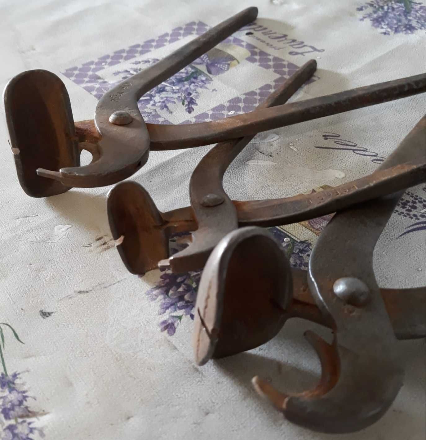 Stare kleszcze do gięcia rur (3 szt.)