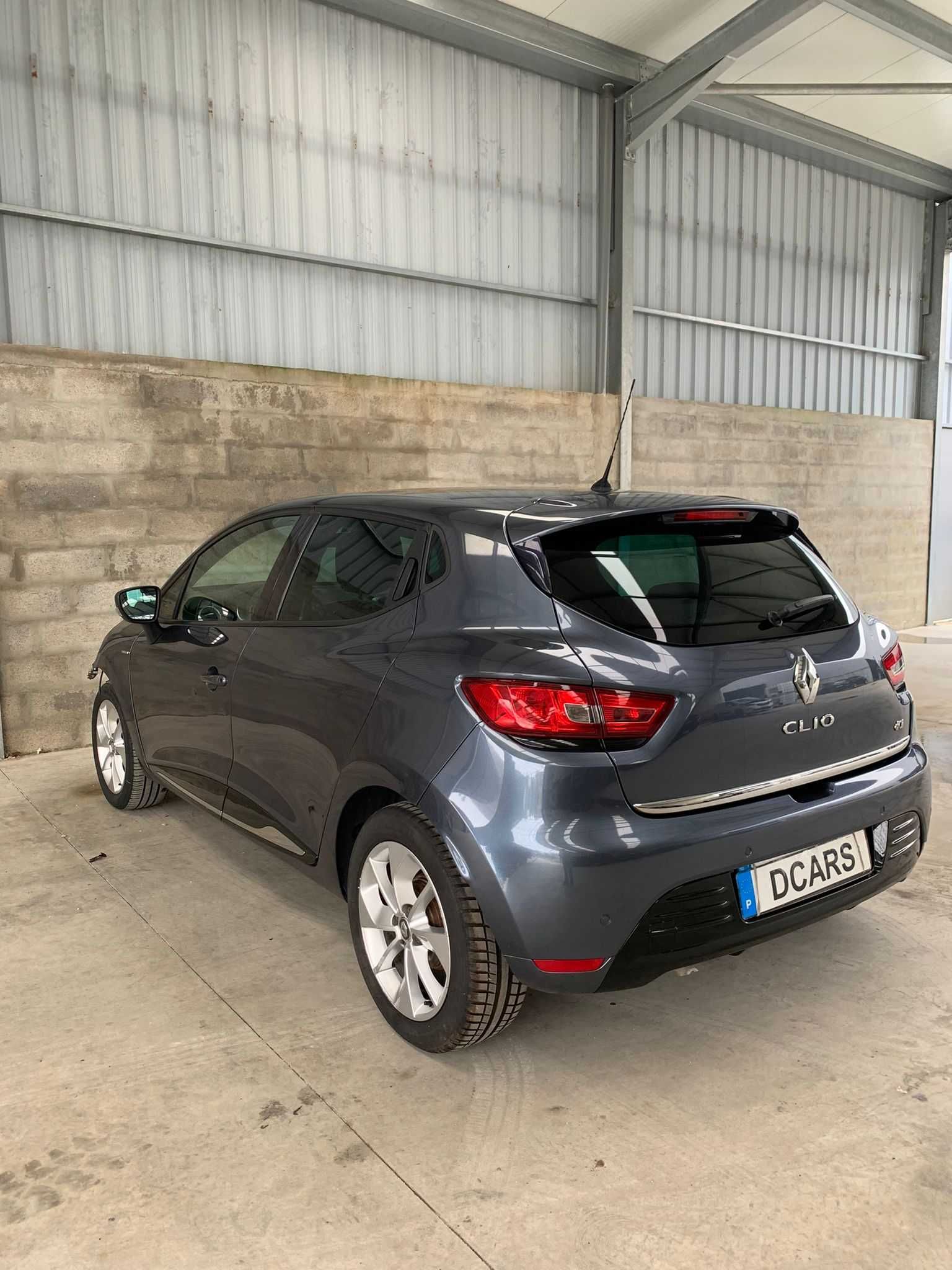 Renault Clio 1.5 DCi Limited (90 Cv)