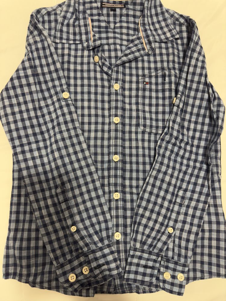 Camisa marca Tommy hilfinger 9 anos