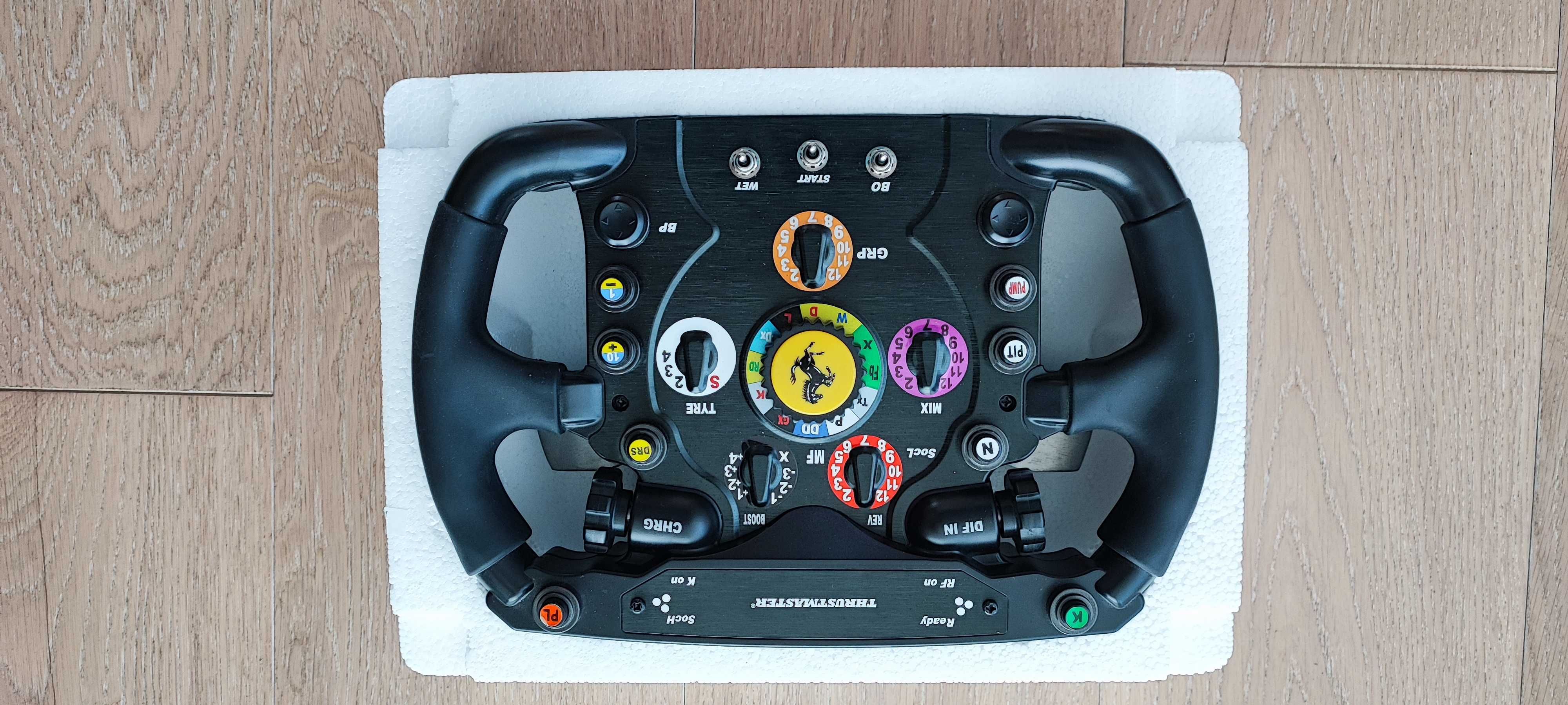 Zestaw do Sim Racingu, zestaw Thrustmaster + rig/fotel Playseat WRC