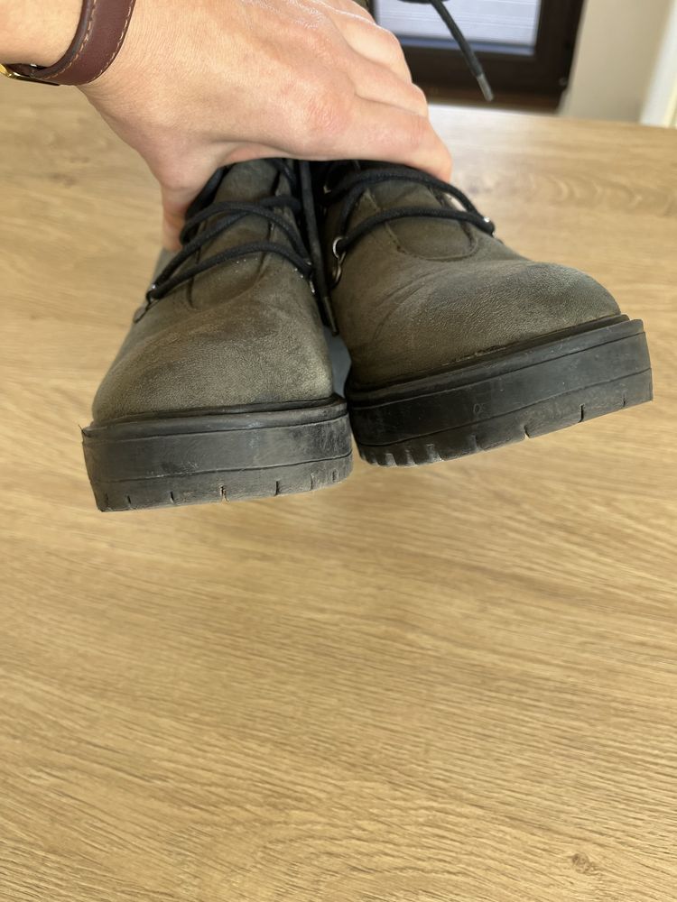 Botki Reserved 38 zielony khaki wiązane gruby obcas masywne