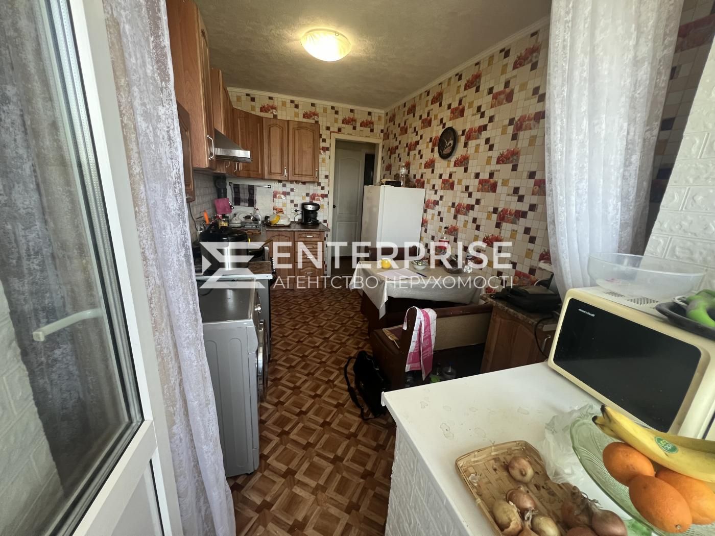 Гореничі Продаж 2-кімнатна 55 кв.м. 15 хвилин до метро Житомирська