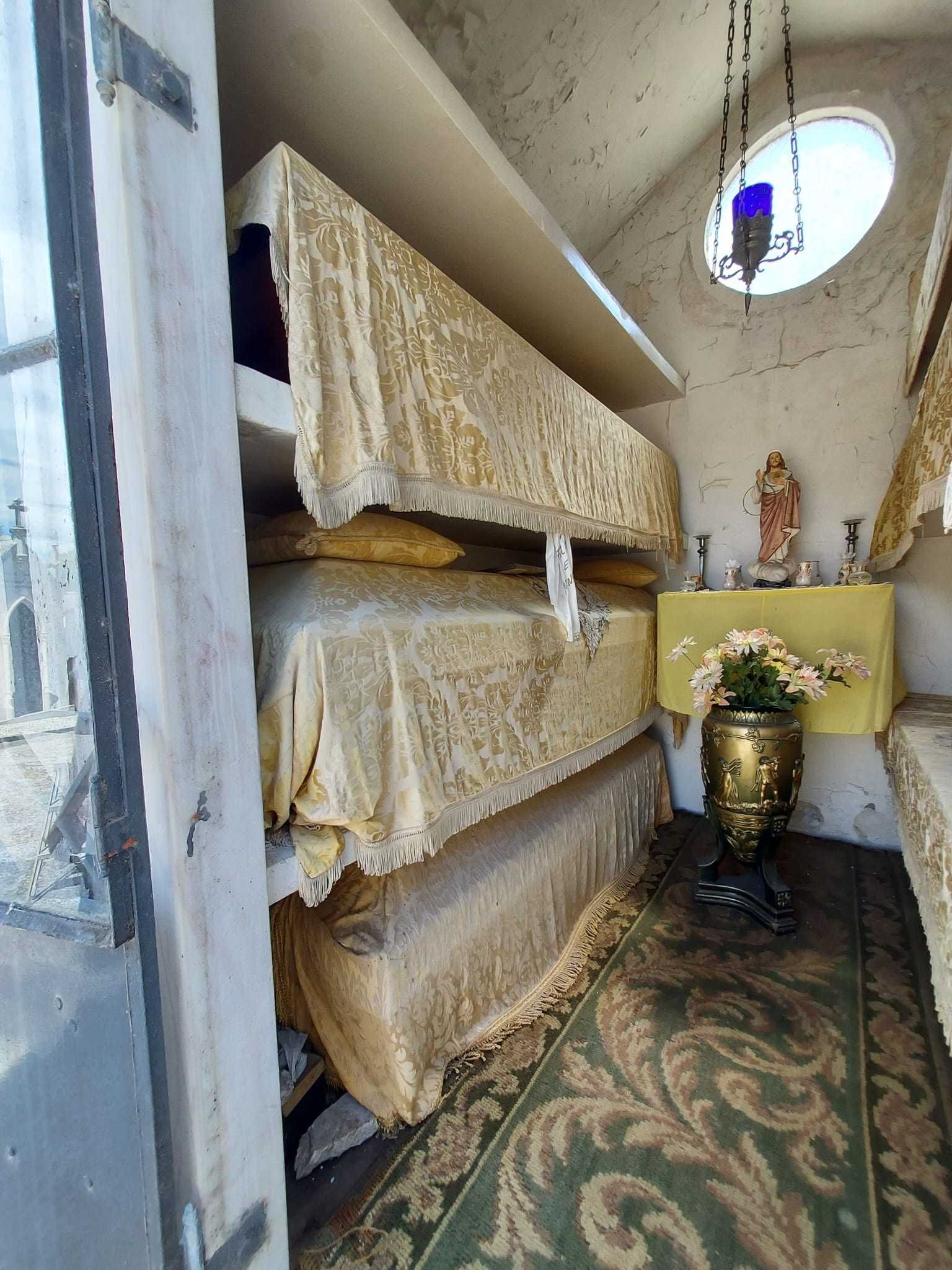 Jazigo Alto de São João
