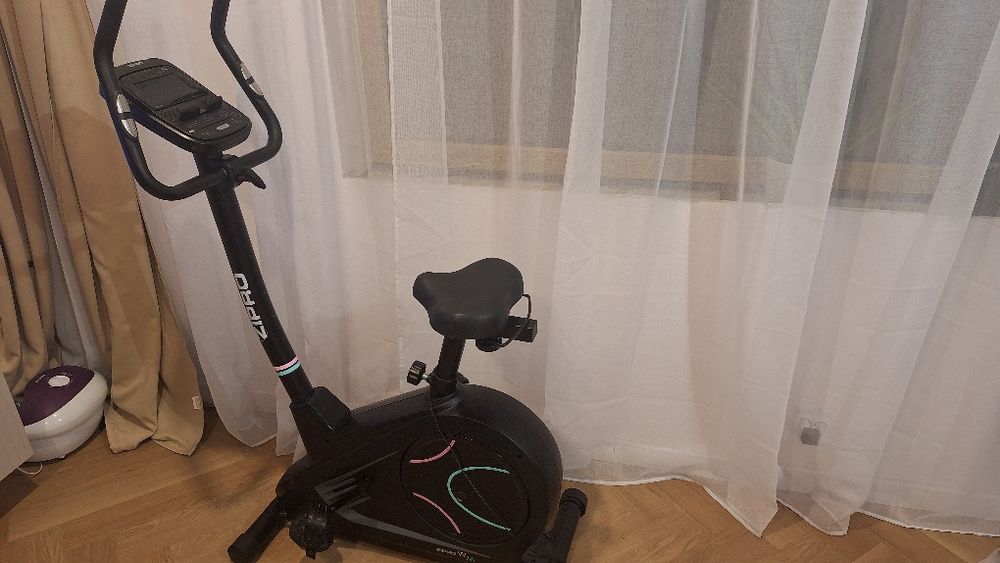 Rower stacjonarny treningowy zipro flame