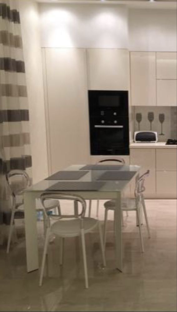 Продам стол Calligaris