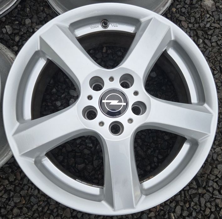 5 105 R16 Opel Astra J Chevrolet