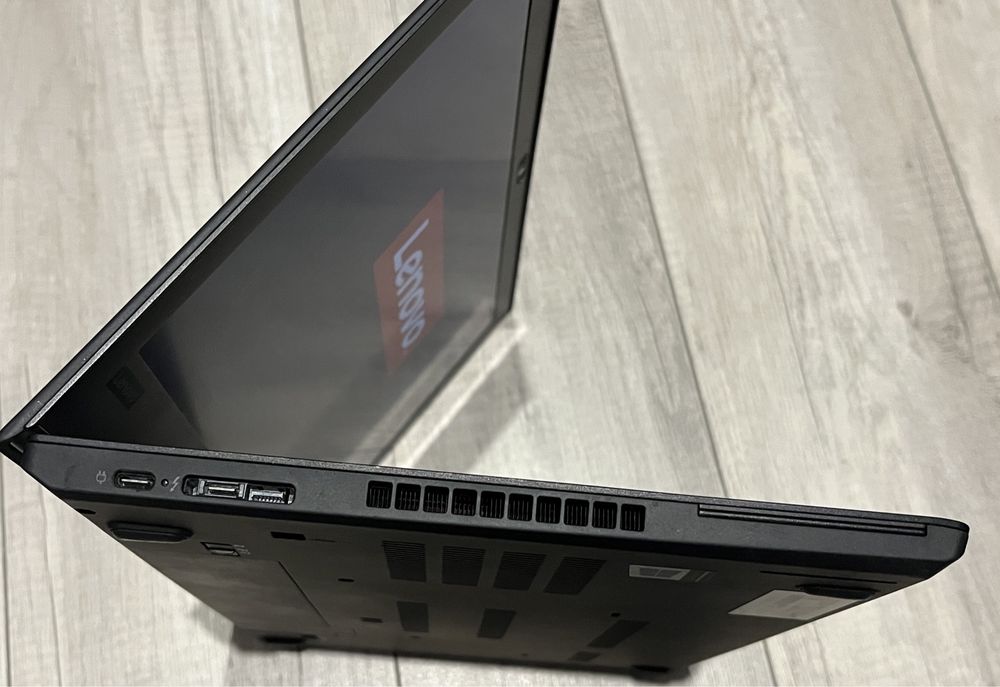 Ноутбук laptop Lenovo t480