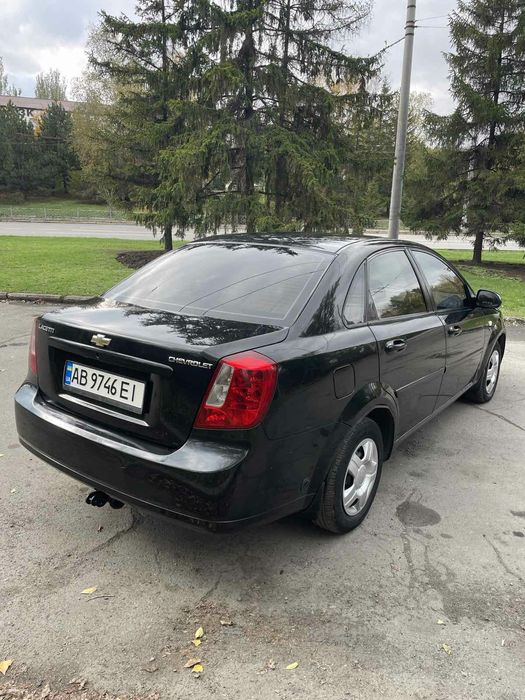 Chevrolet lacetti 2012 рік.в рідній фарбі.