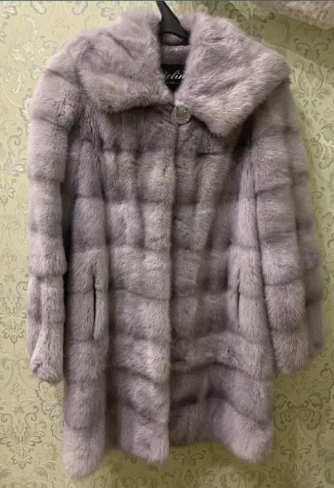 Шуба з блакитної норки, гарний стан, 38 розмір