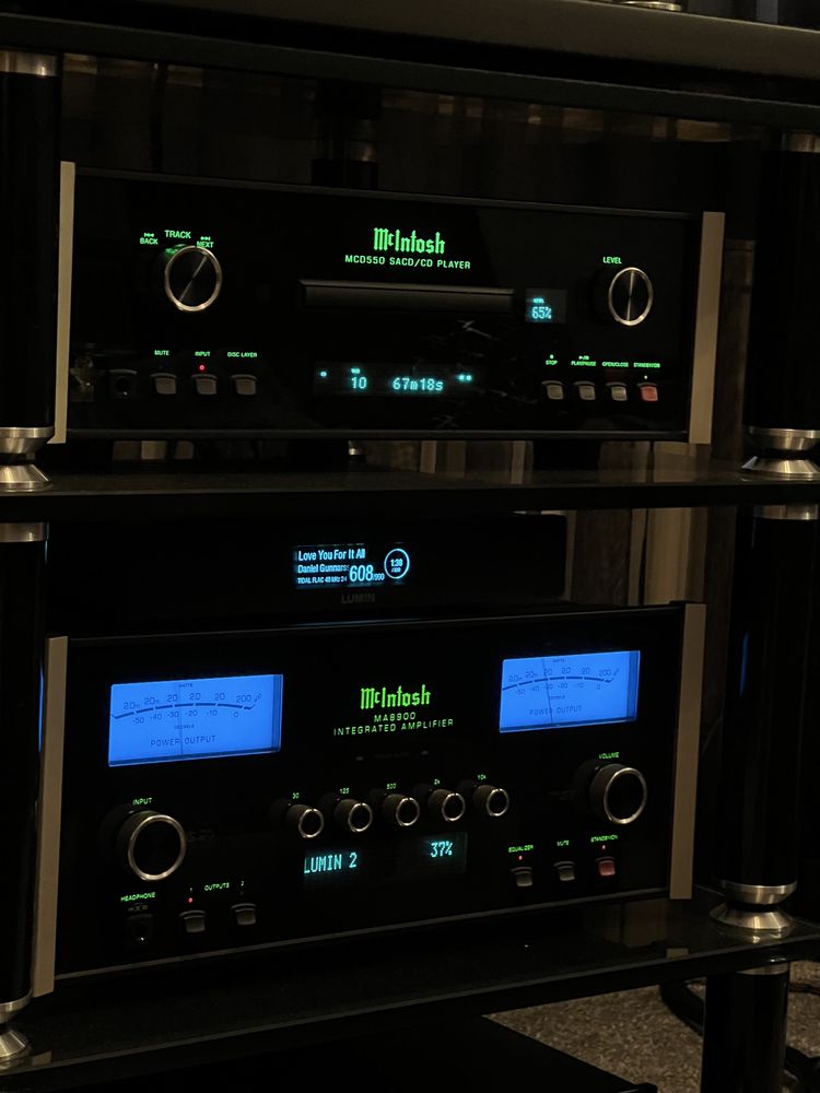 McIntosh MCD550 odtwarzacz CD/SACD