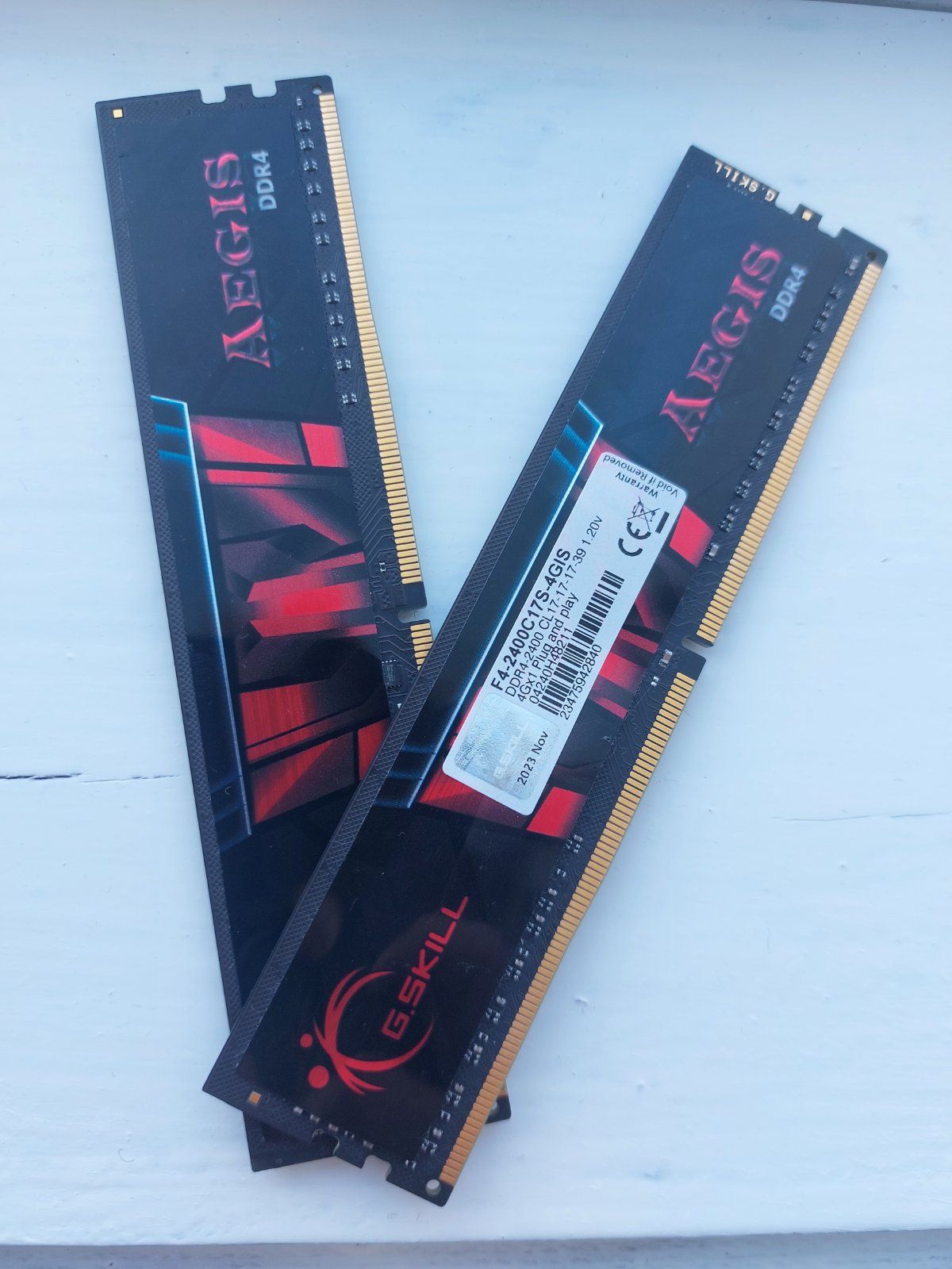 Нова ОЗУ DDR4-2400, є гарантія,  (4gb *2)