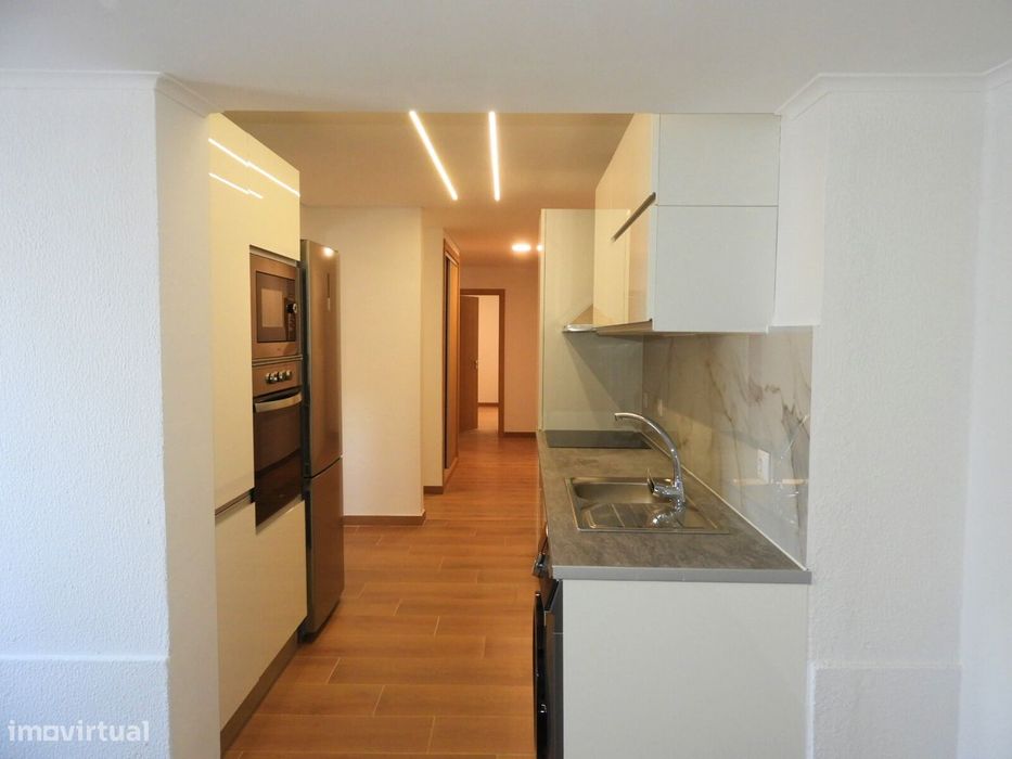 Apartamento T2 completamente renovado