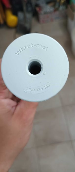 Tuleja do mocowania termoizolacji