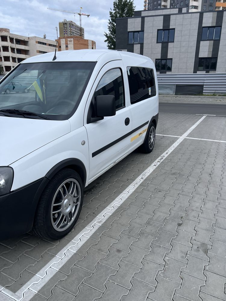 Opel Combo 1,3 дизель 2007 року